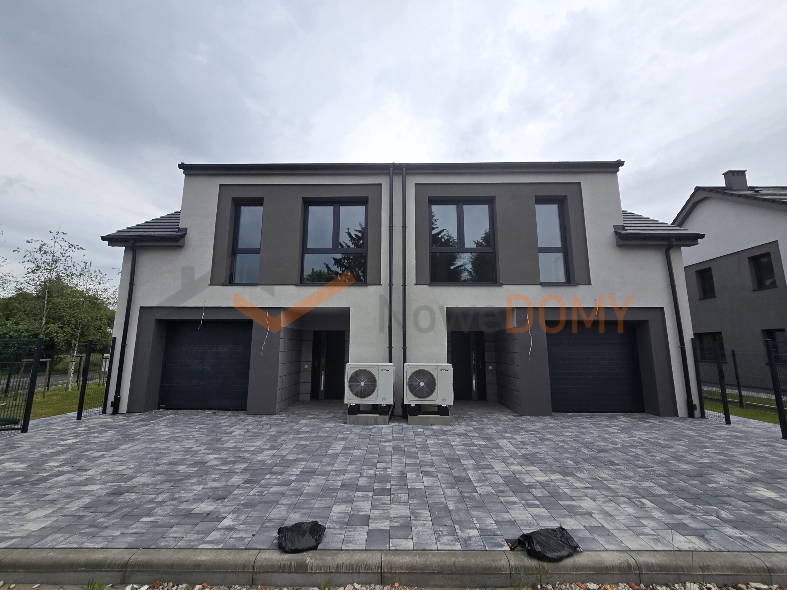 GOTOWE DO ODBIORU! Bliźniaki 145 m2 na działkach 509 – 901 m2, 0% prow.